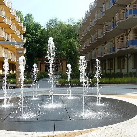 Apartament Z Ogrodkiem W Parku Zdrojowym Swinoujscie Exterior photo